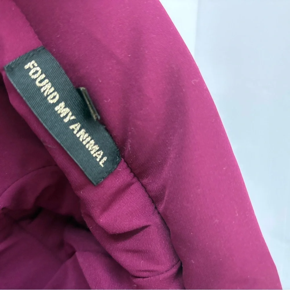 NWT Free People x Found My Animal Pippa Puffer Pet Jacket Size Medium - Picture 10 of 11